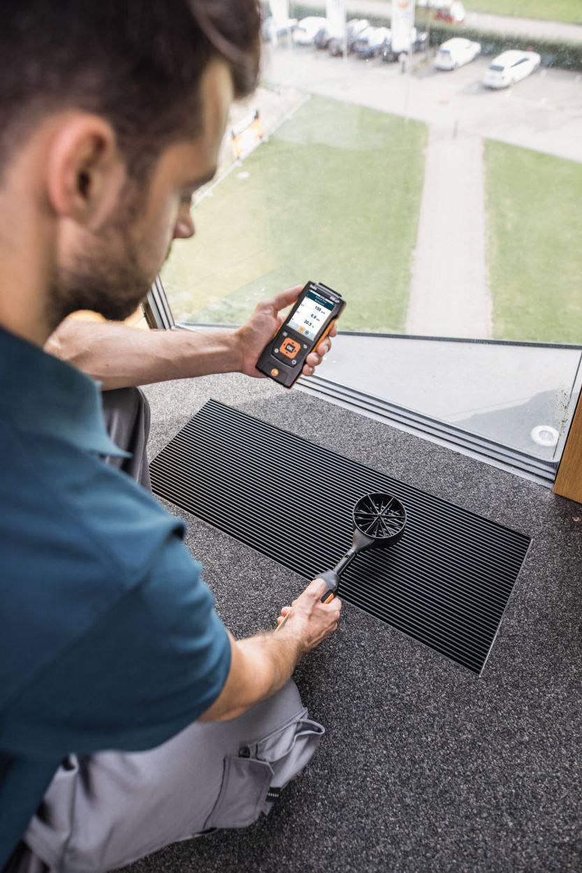 testo 440 Climate Measuring Device delta P Flow Combo Set 1 with BT®