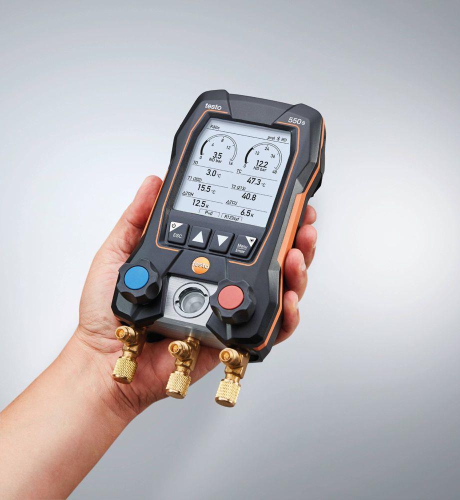 testo 550s Digital Manifold - Set with 3 Filling Hoses and Wireless Clamp Probes testo 550s Digital Manifold - Set with 3 Filling Hoses and Wireless Clamp Probes