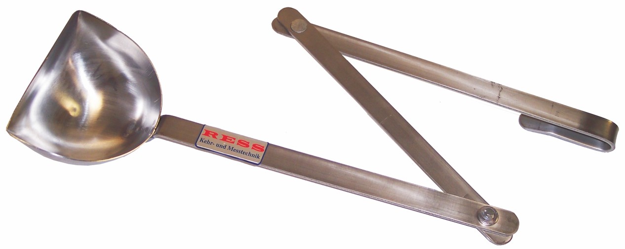 Ruß-Schöpfkelle, 3-teilig, Ø90 mm Ruß-Schöpfkelle, 3-teilig, Ø90 mm