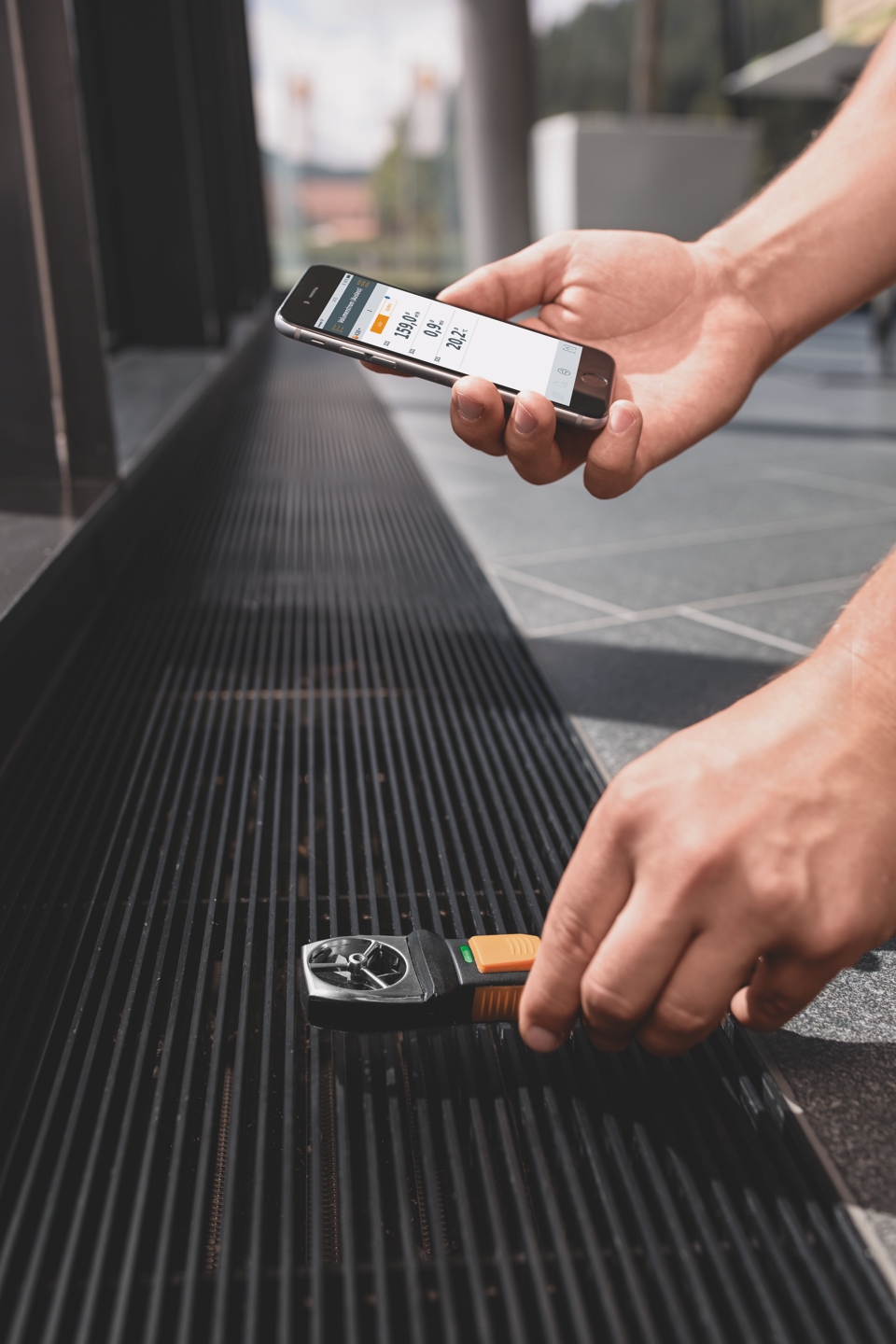 testo 410i - Flügelrad-Anemometer mit Smartphone-Bedienung