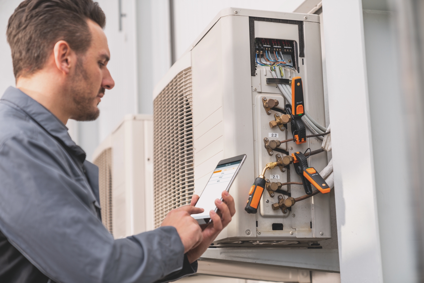 testo 549i - Hochdruckmessgerät mit Smartphone-Bedienung testo 549i - Hochdruckmessgerät mit Smartphone-Bedienung