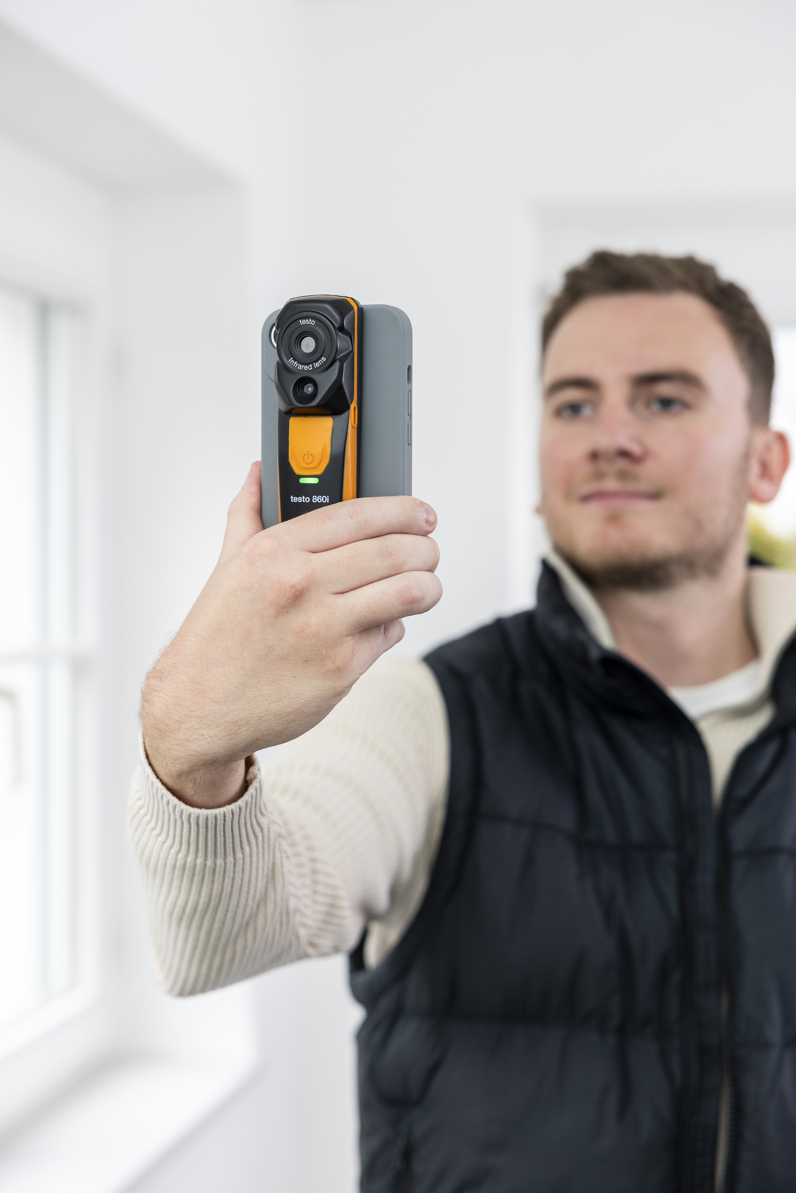 testo 860i Schimmel-Set - Wärmebildkamera mit Feuchtefühler testo 605i