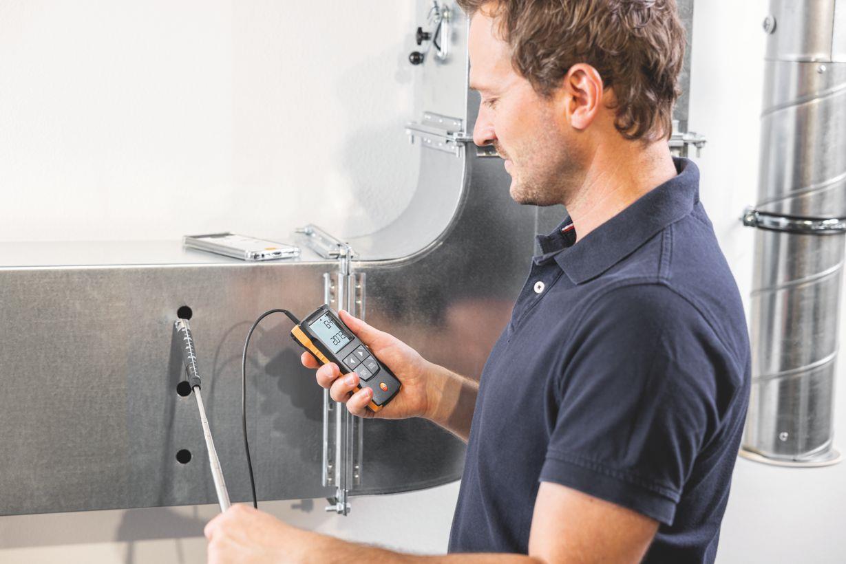 testo 416 Digital Vane Anemometer with App Connection