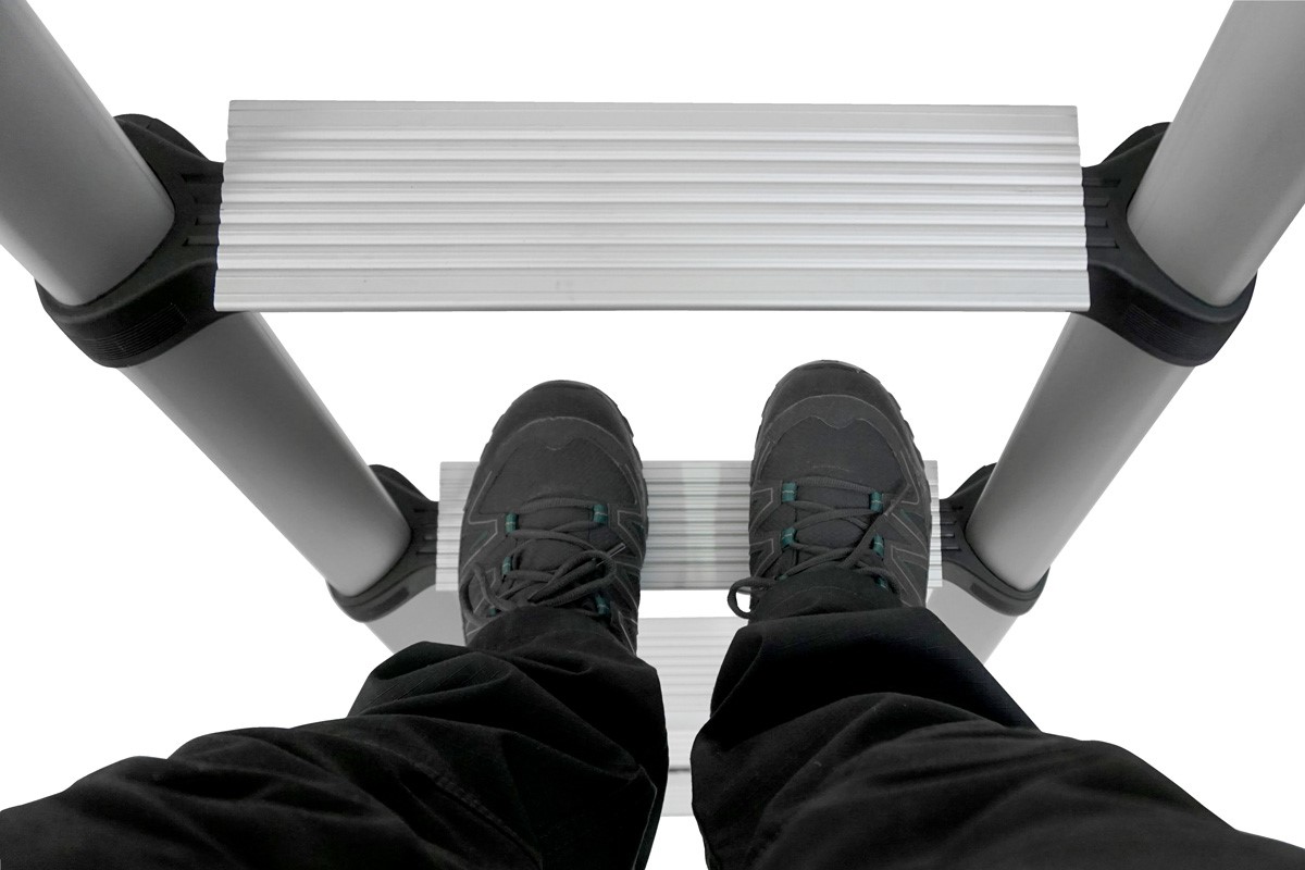 Telescopic Ladder TELESTEPS PRIME LINE - 4,1 m with stabalizer bar